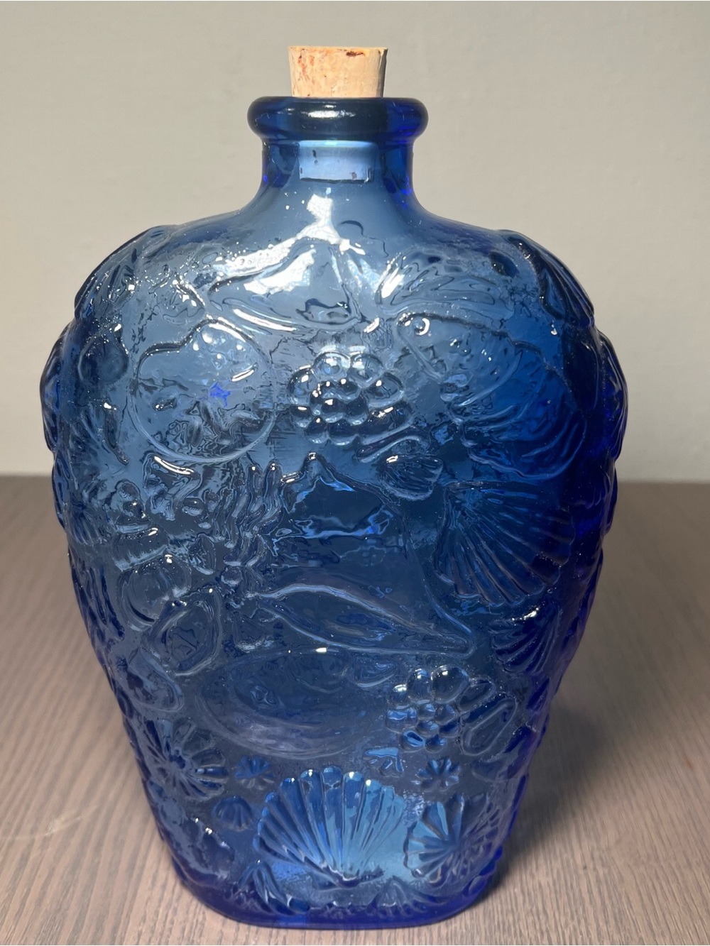 VINTAGE CANADA LIBBEY COBALT BLUE GLASS BOTTLE WITH CORK - Picture 3 of 5